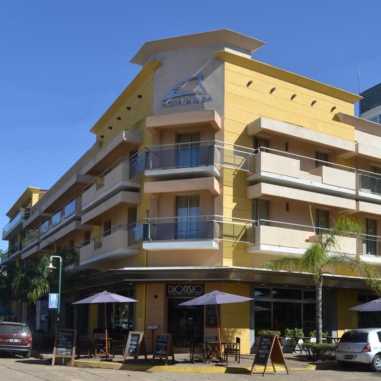 Hotel Plaza Colón Buitenkant foto
